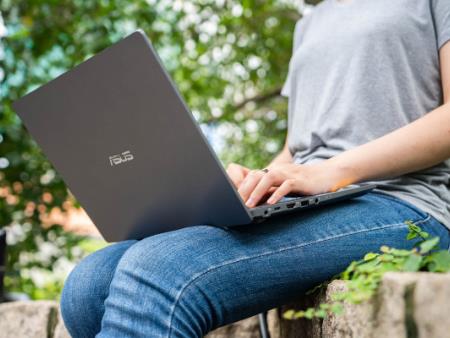 Asus – Truyền thông sản phẩm laptop doanh nhân Expertbook